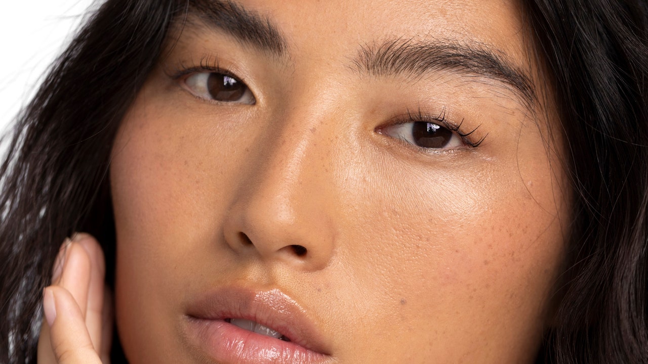 10 Best Korean Cleansing Oils to Use as a First Step in a Double Cleansing Routine
