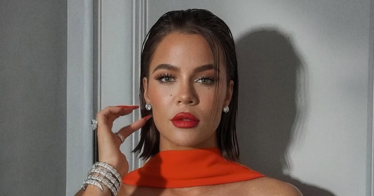 Khloé Kardashian’s Half Ponytail Proves Her Bob’s Versatility